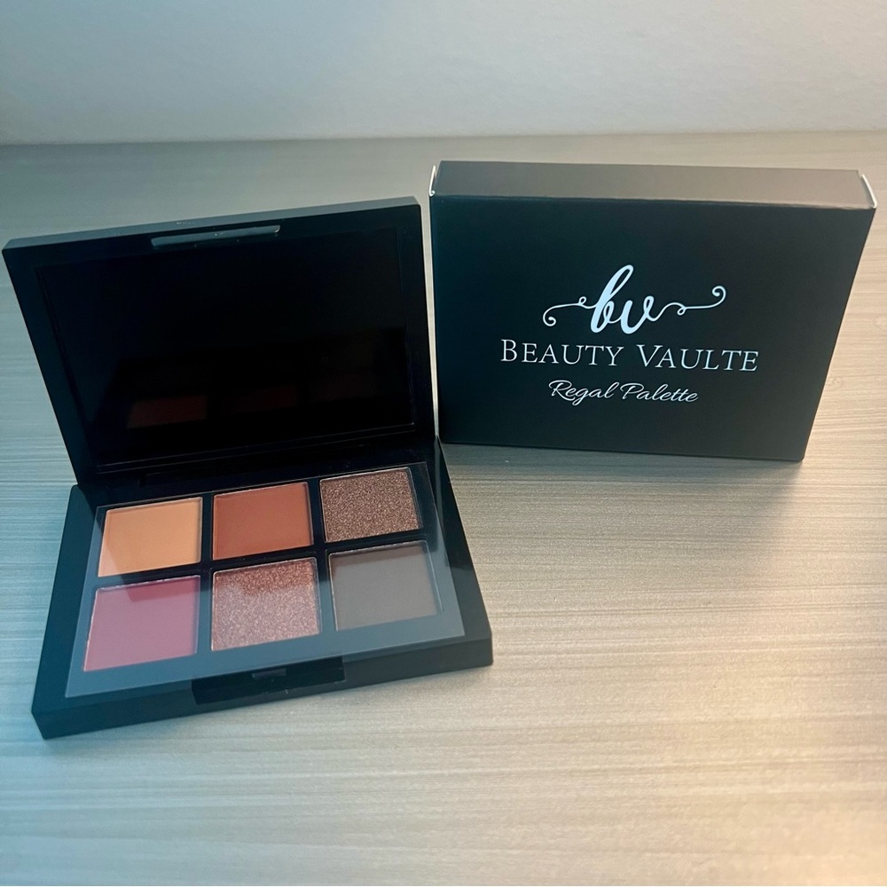 NIB Beauty Vaulte Royal Palette Eyeshadow featuring 6 Eyeshadow Shades